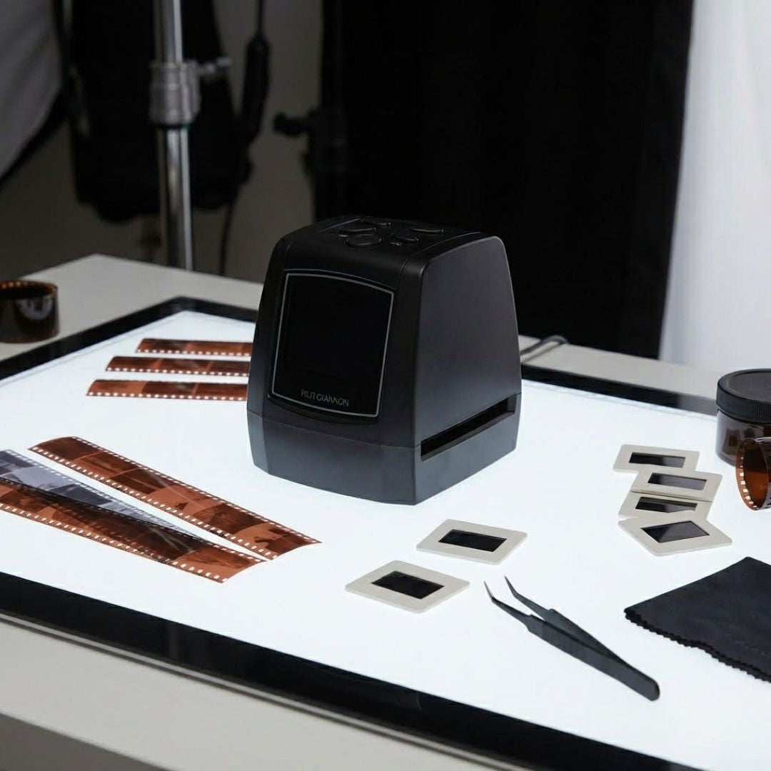 The MemoryKeeper™ Box — Film & Slide Scanner